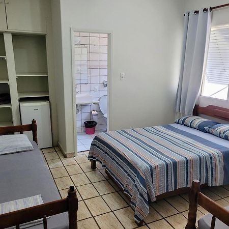 Guaruja Praia Hotel Economico Kültér fotó